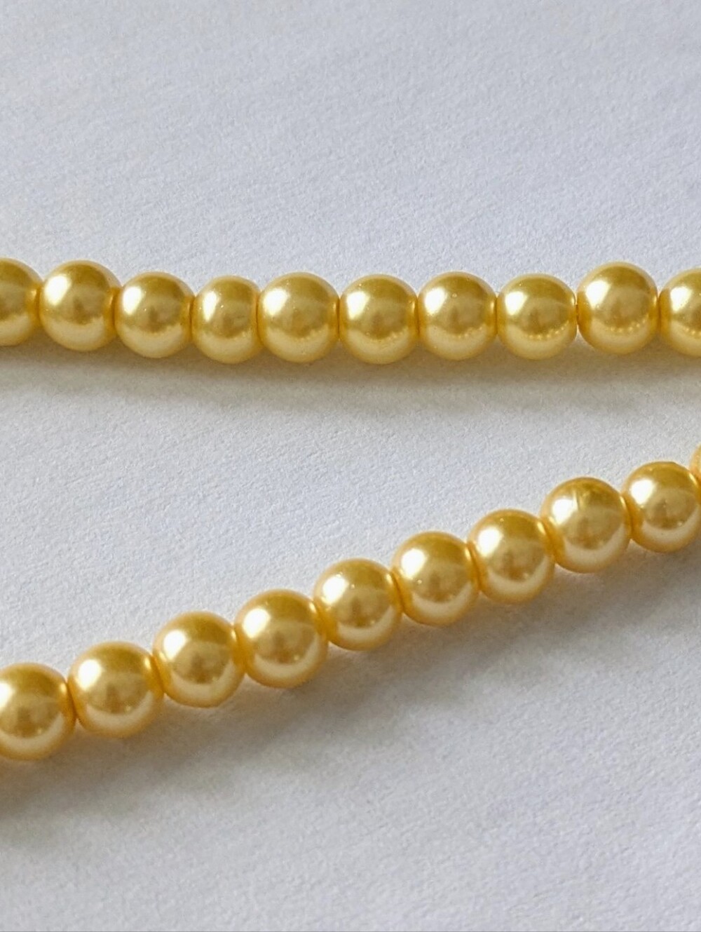 NWT Strand of Yellow Beads for Projects
